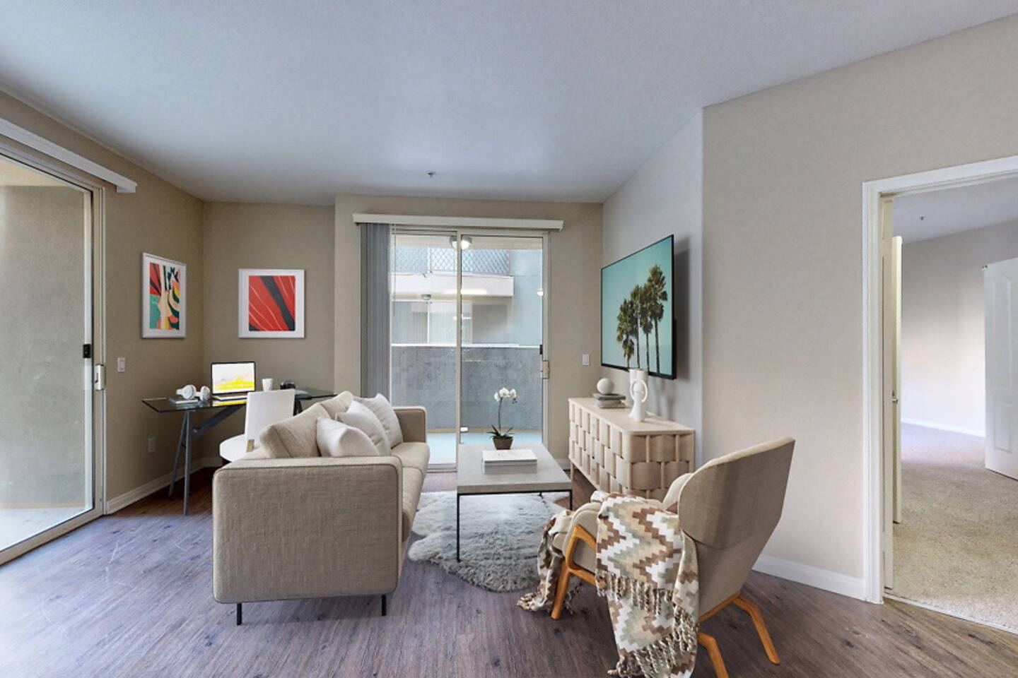 , an Airbnb-friendly apartment in Marina del Rey, CA