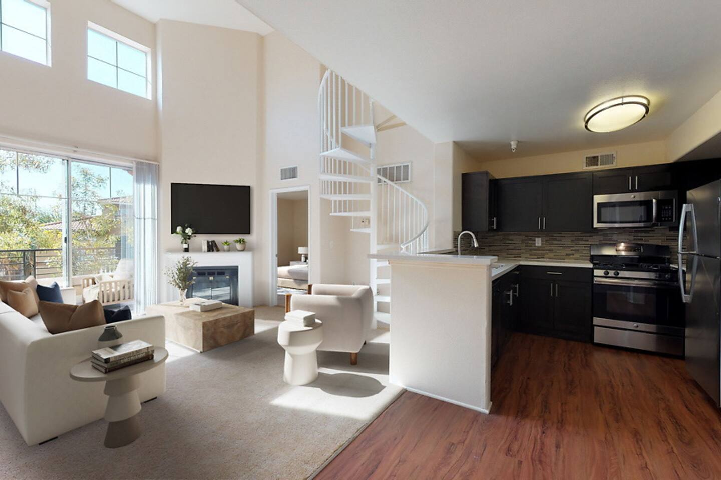 , an Airbnb-friendly apartment in Los Angeles, CA