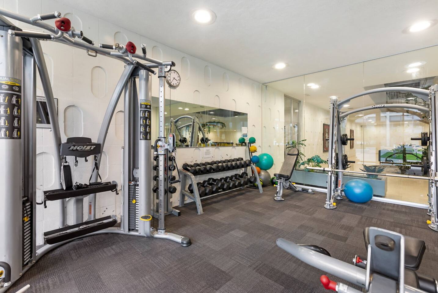 , an Airbnb-friendly apartment in Pasadena, CA