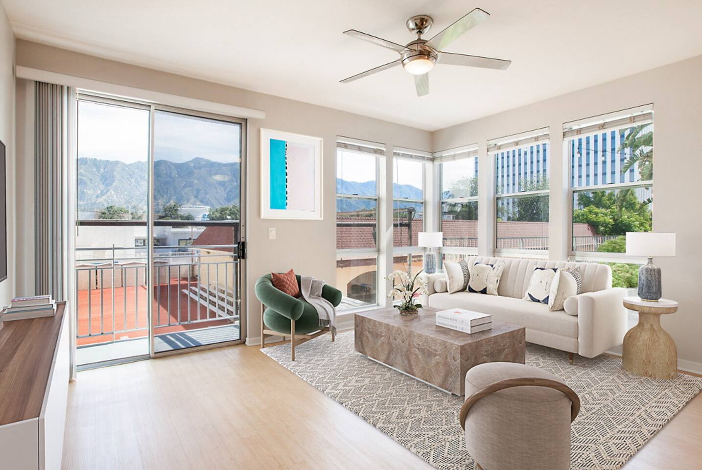 , an Airbnb-friendly apartment in Pasadena, CA