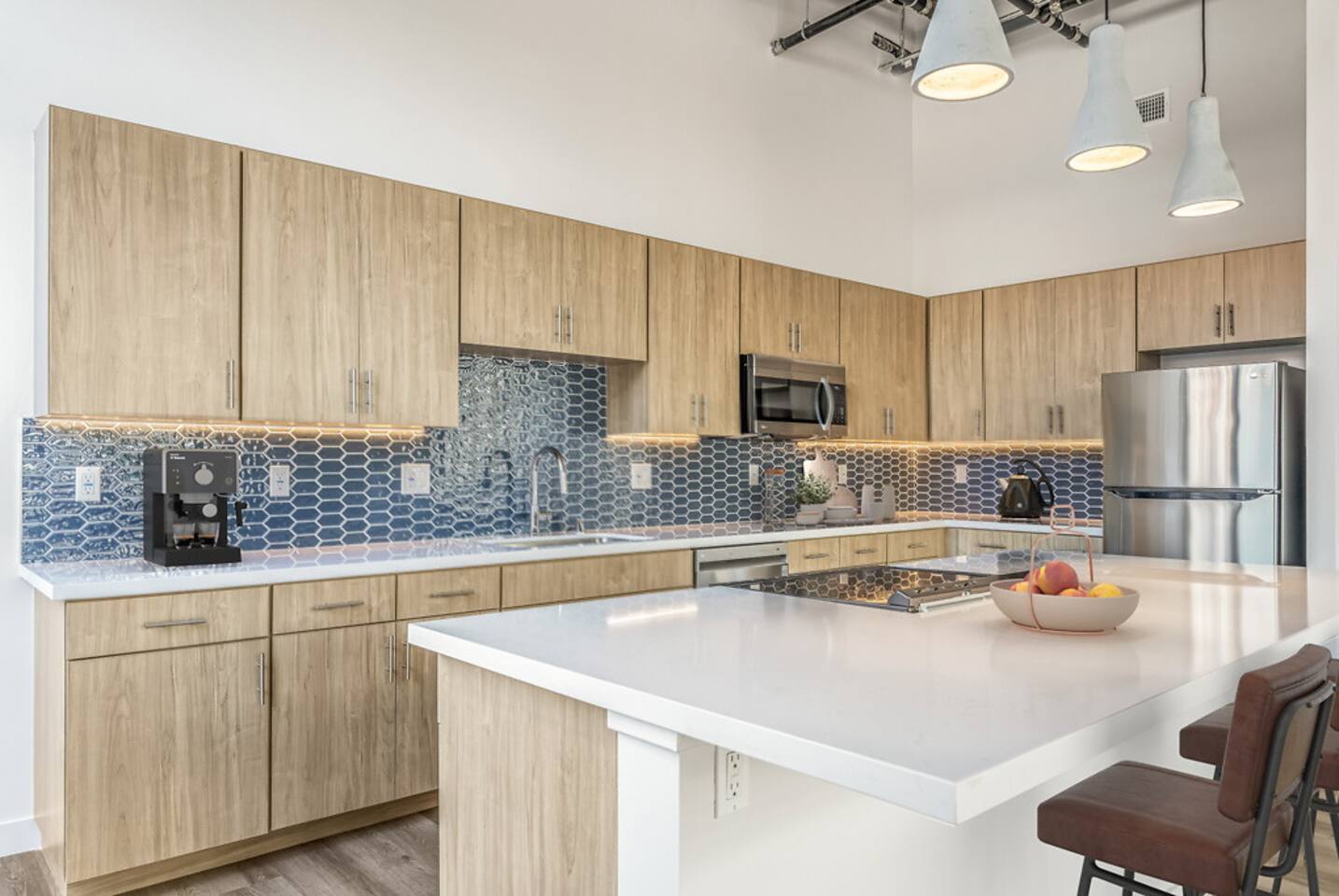 , an Airbnb-friendly apartment in Los Angeles, CA