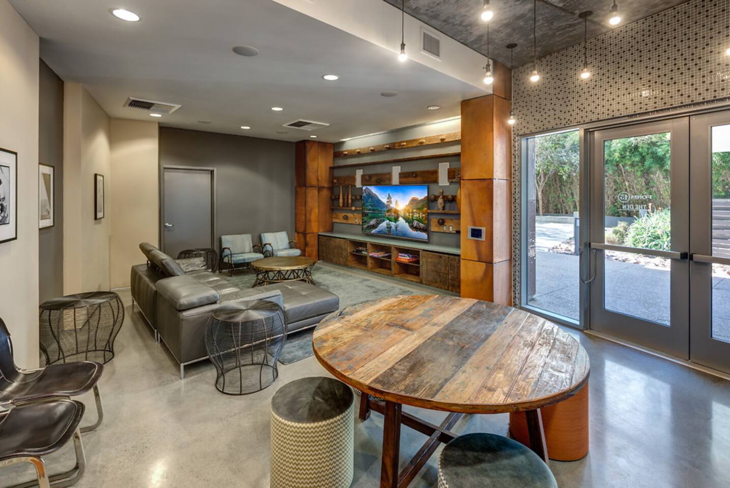 , an Airbnb-friendly apartment in San Diego, CA