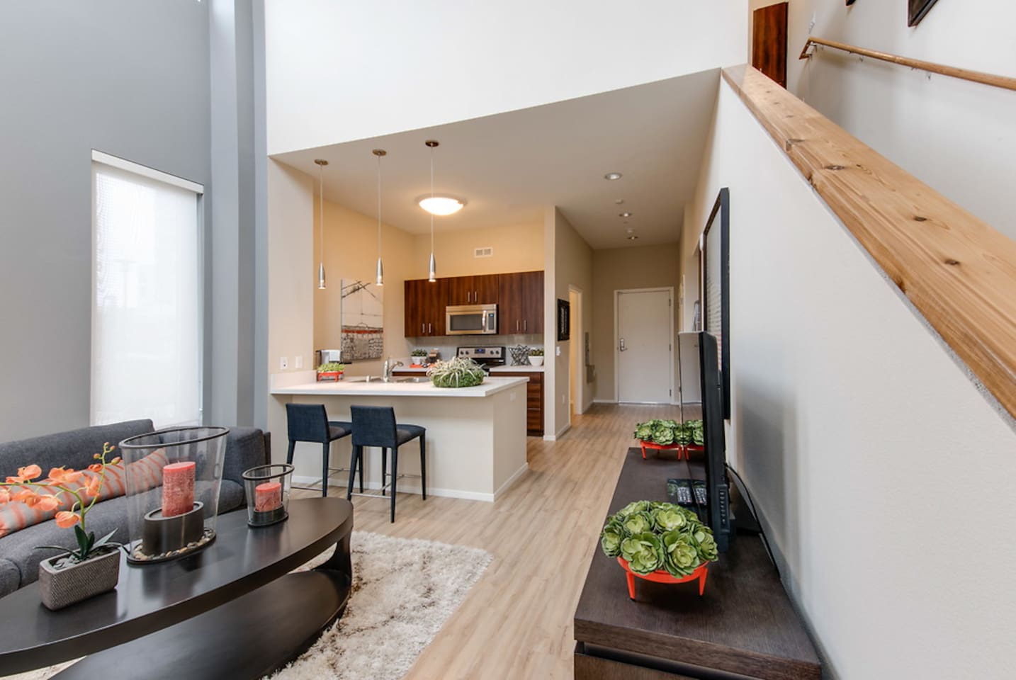 , an Airbnb-friendly apartment in San Francisco, CA