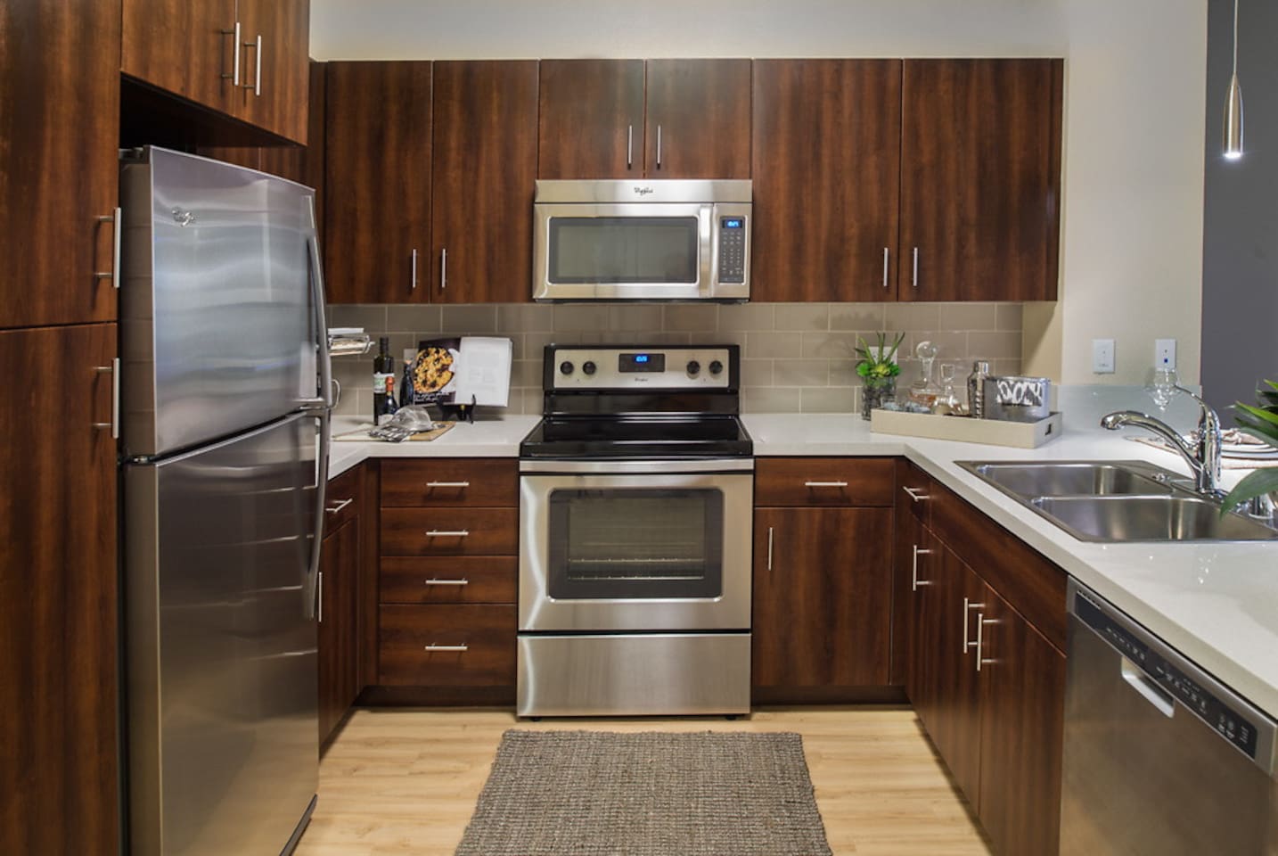 , an Airbnb-friendly apartment in San Francisco, CA