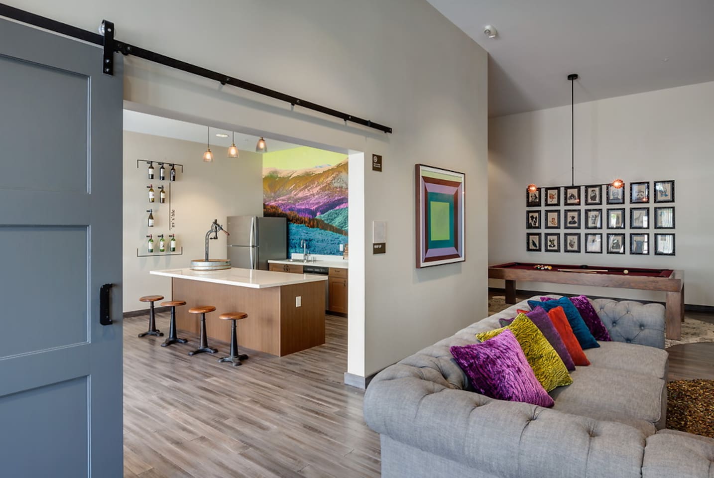 , an Airbnb-friendly apartment in San Francisco, CA