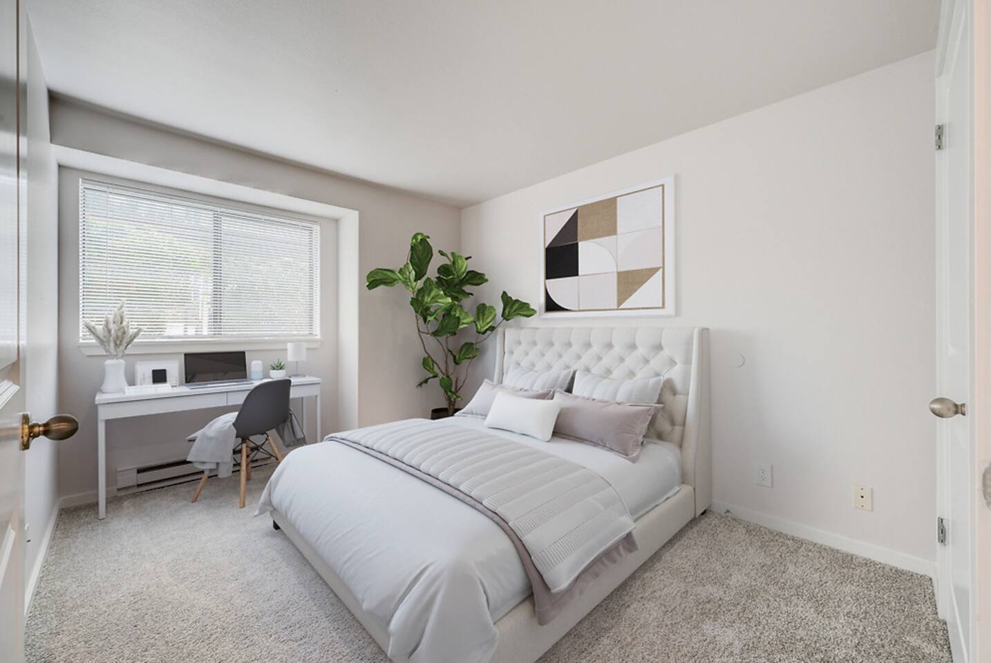 , an Airbnb-friendly apartment in Kirkland, WA