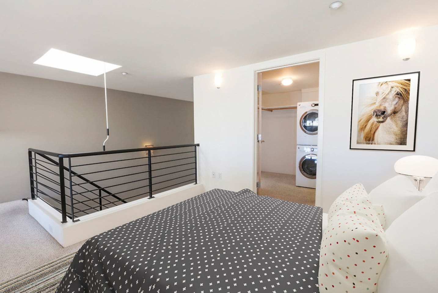, an Airbnb-friendly apartment in San Francisco, CA