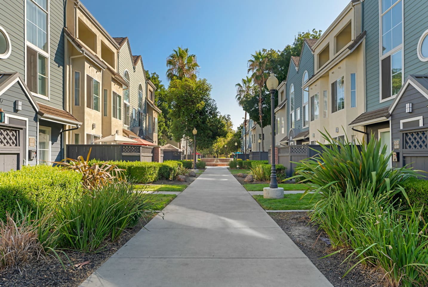 , an Airbnb-friendly apartment in San Jose, CA