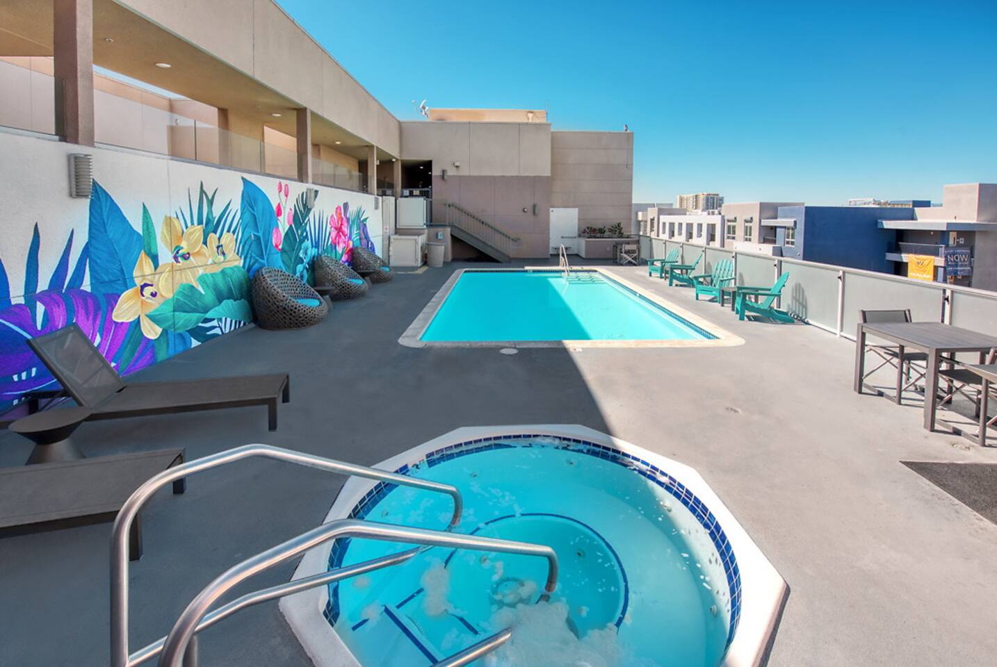 Exterior of Muse, an Airbnb-friendly apartment in North Hollywood, CA