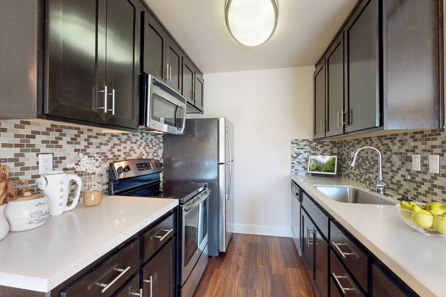 , an Airbnb-friendly apartment in Pasadena, CA