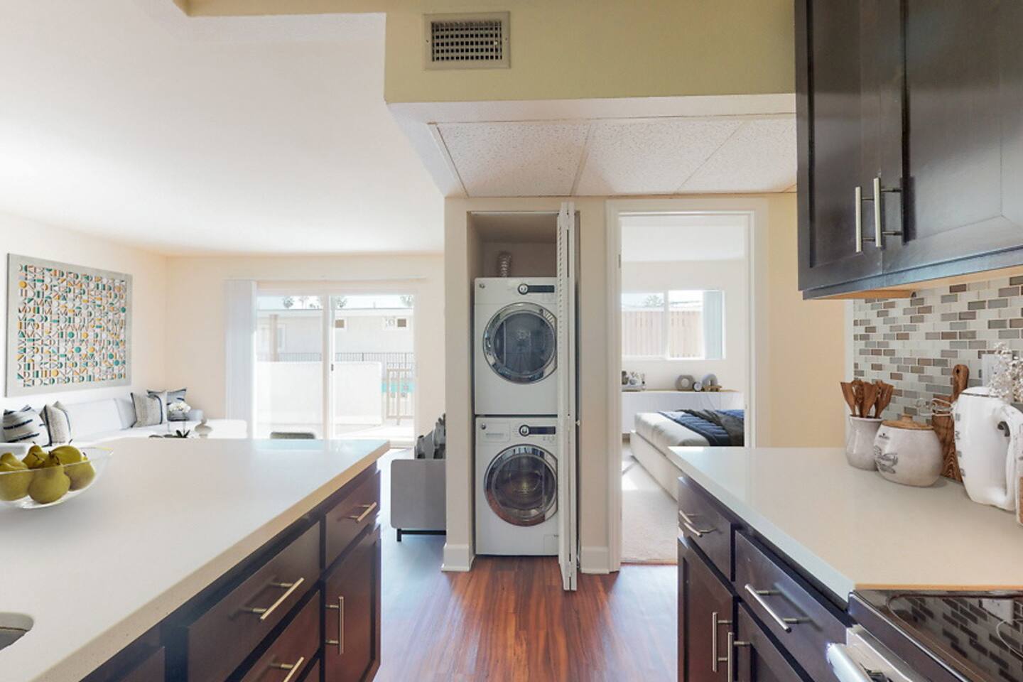 , an Airbnb-friendly apartment in Pasadena, CA