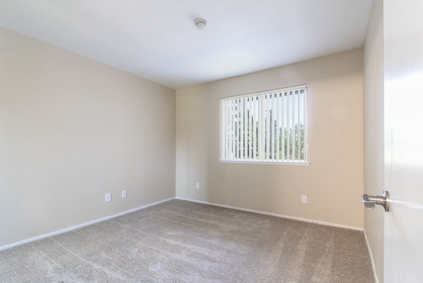 , an Airbnb-friendly apartment in San Ramon, CA