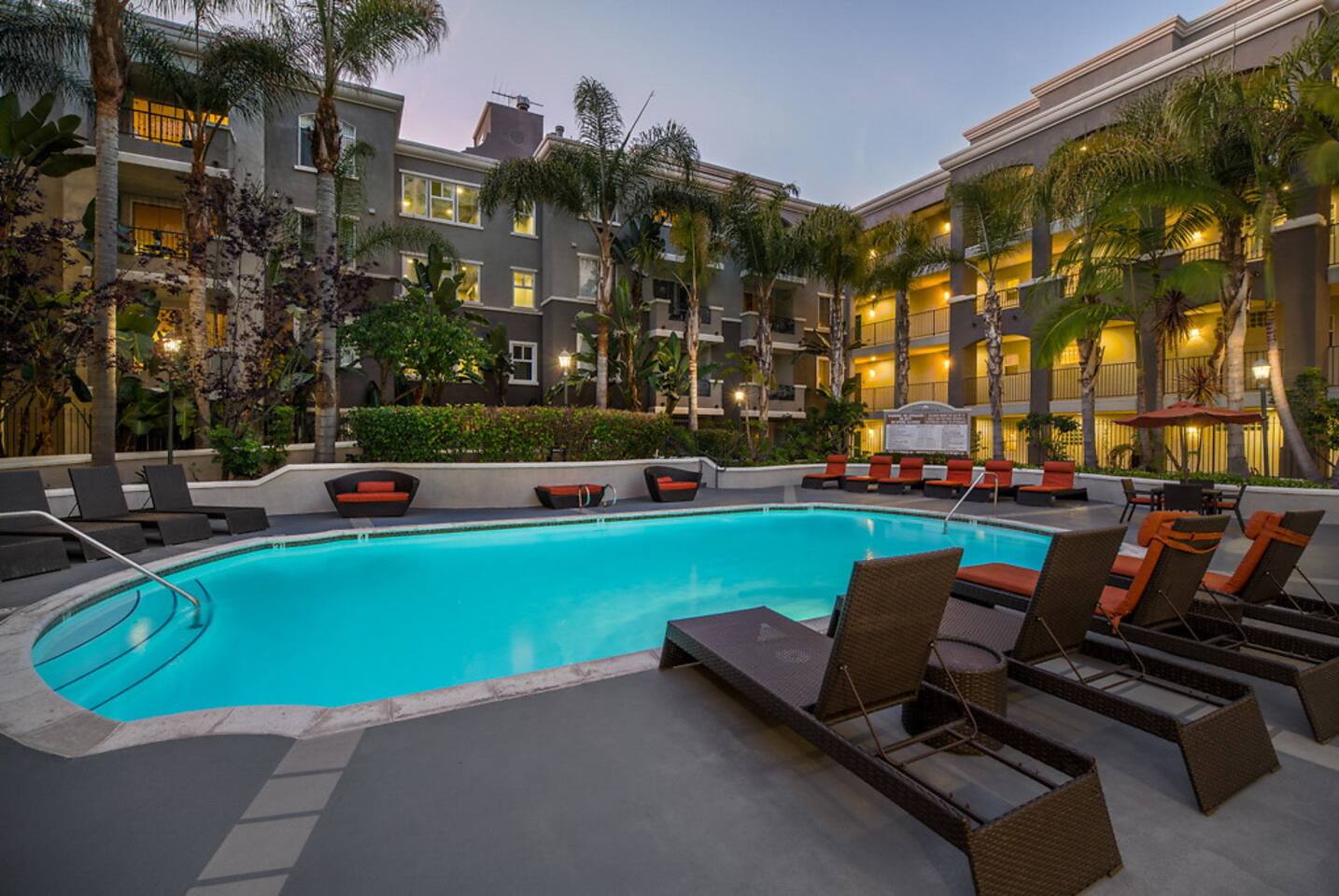 , an Airbnb-friendly apartment in Marina del Rey, CA