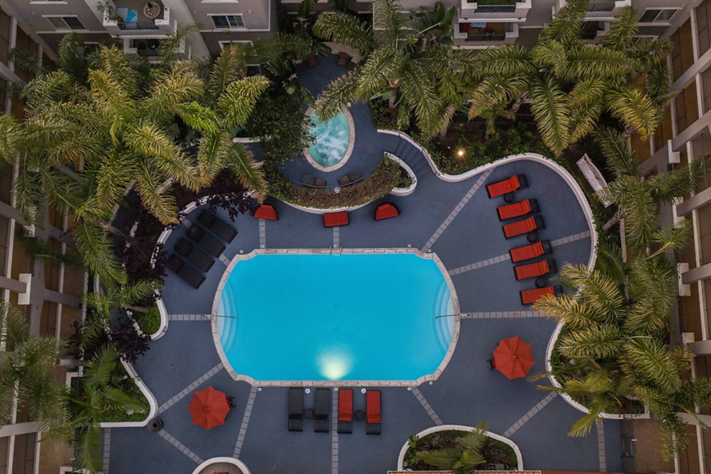 , an Airbnb-friendly apartment in Marina del Rey, CA
