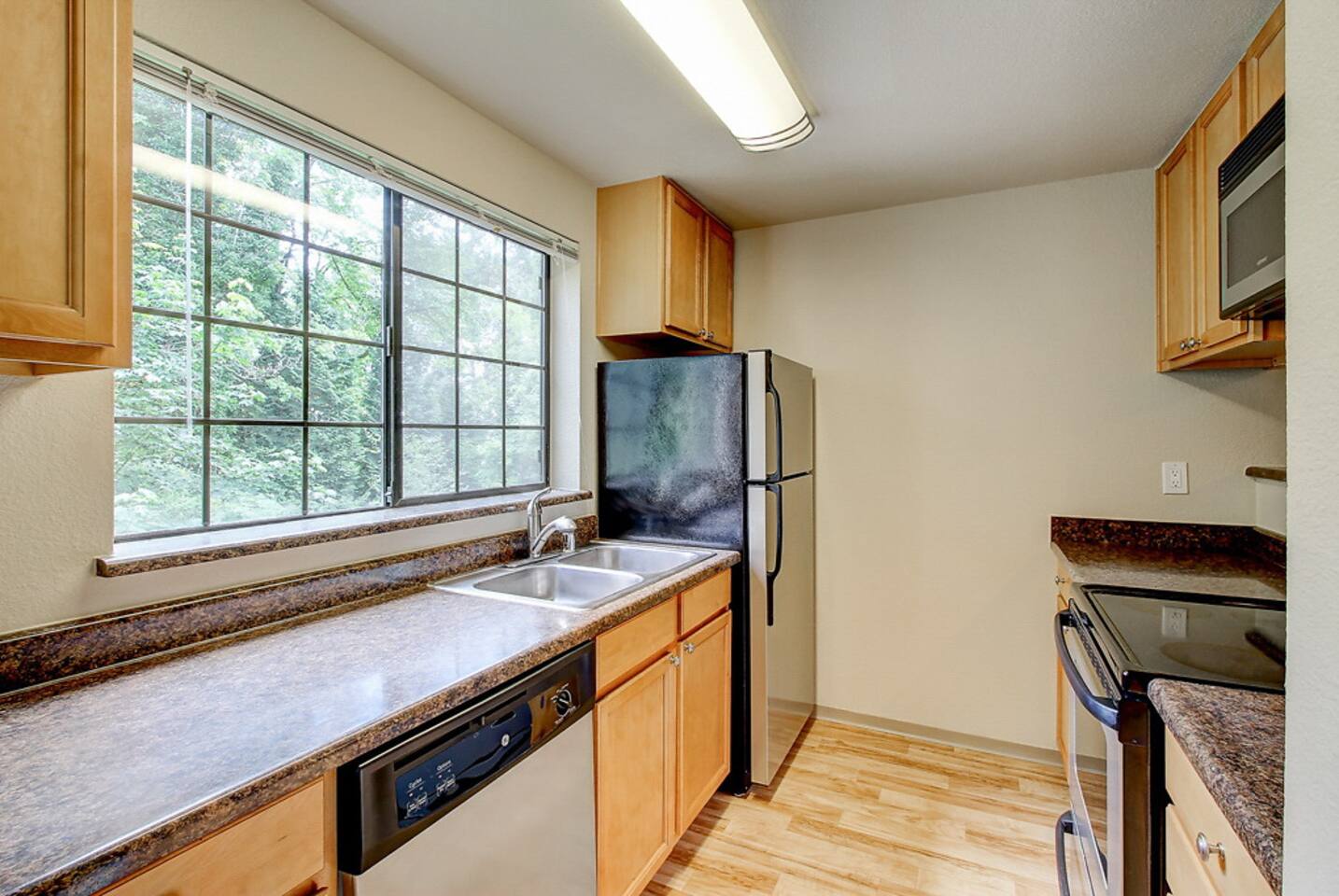 , an Airbnb-friendly apartment in Bellevue, WA