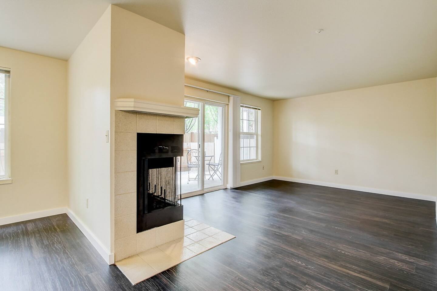 , an Airbnb-friendly apartment in Kirkland, WA