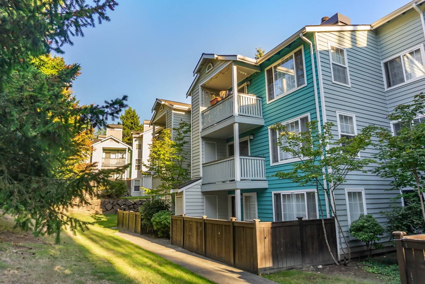 , an Airbnb-friendly apartment in Kirkland, WA