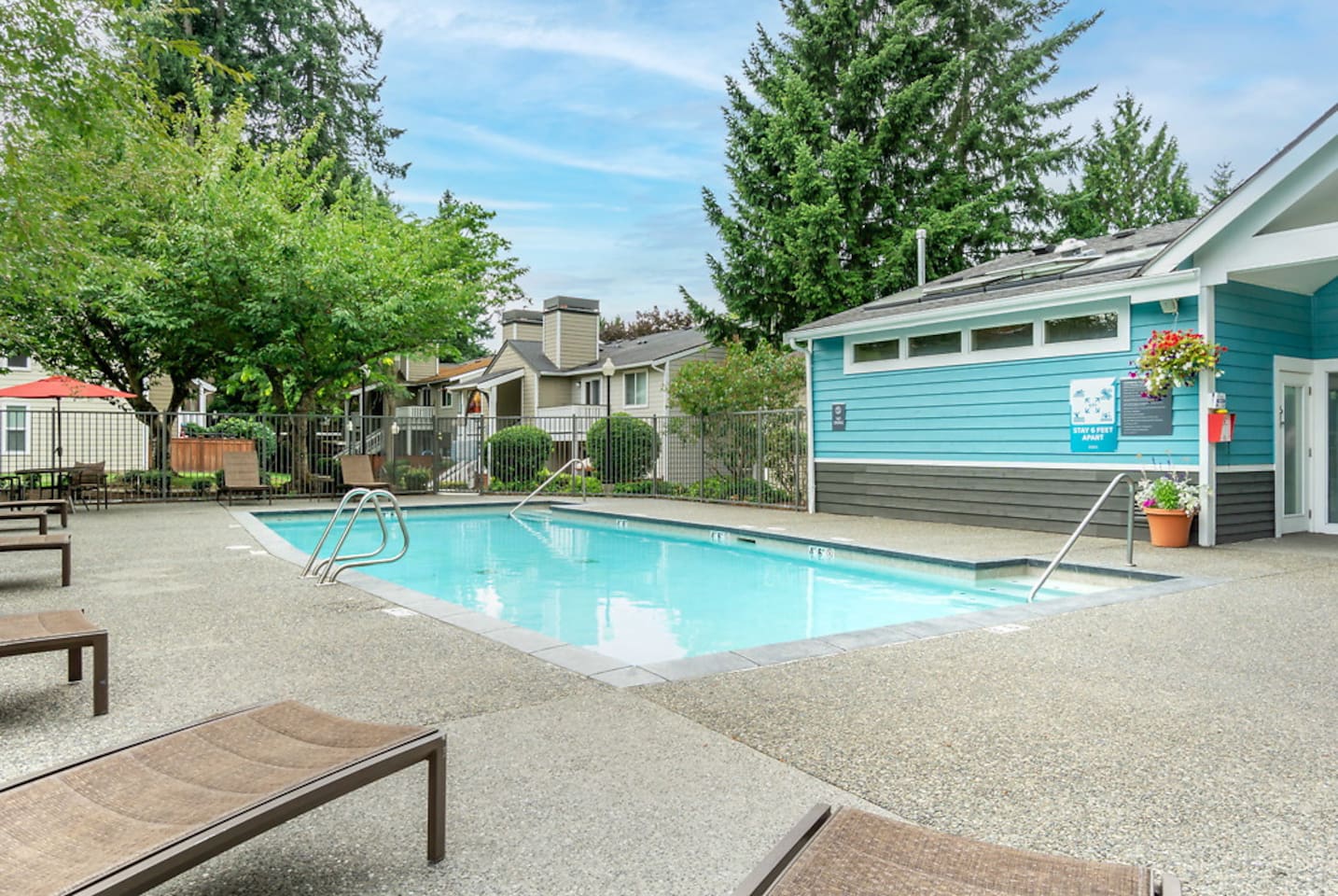, an Airbnb-friendly apartment in Bothell, WA