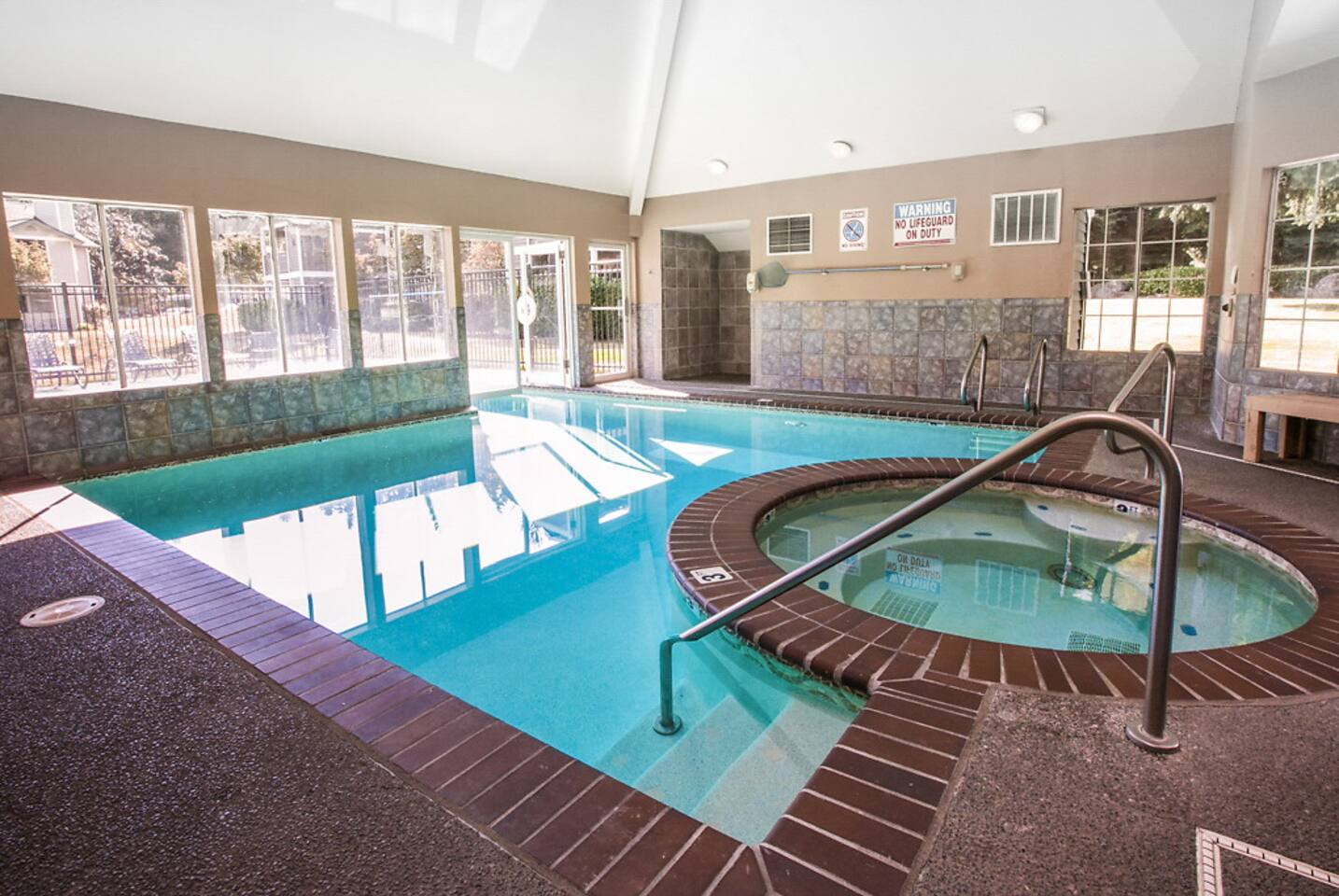 , an Airbnb-friendly apartment in Kirkland, WA