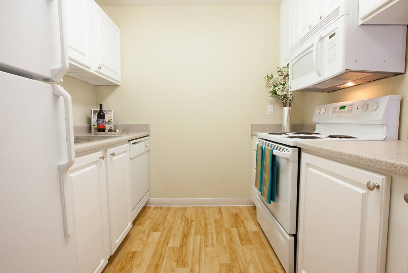 , an Airbnb-friendly apartment in Kirkland, WA