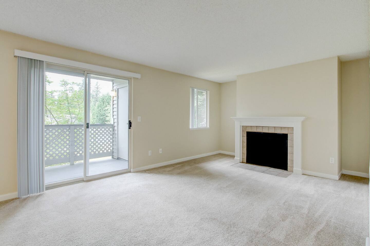 , an Airbnb-friendly apartment in Kirkland, WA