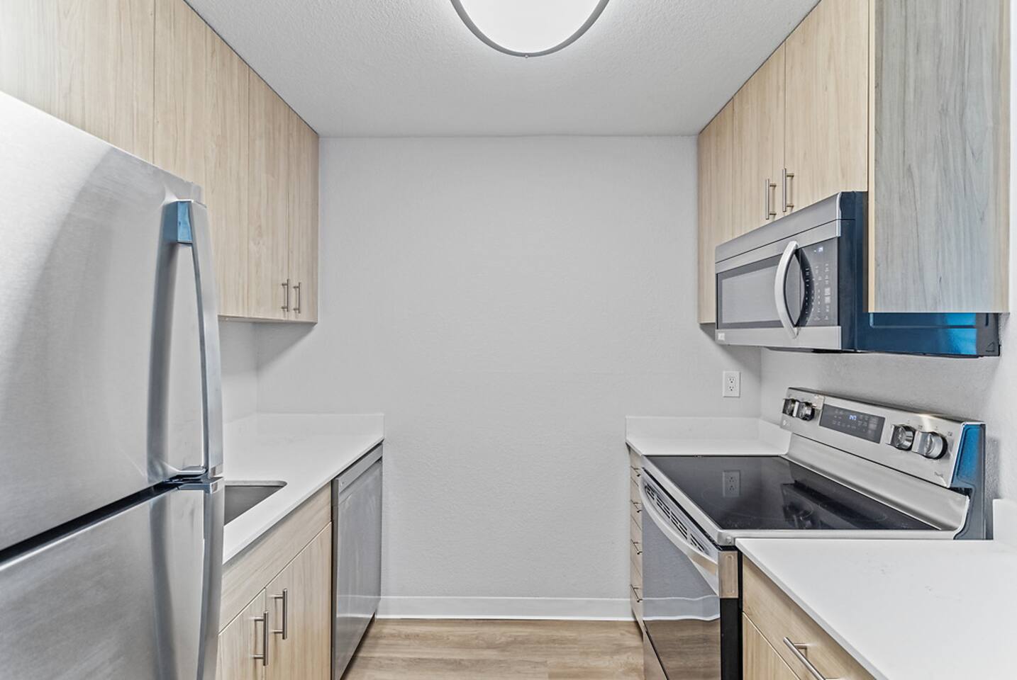 , an Airbnb-friendly apartment in Kirkland, WA