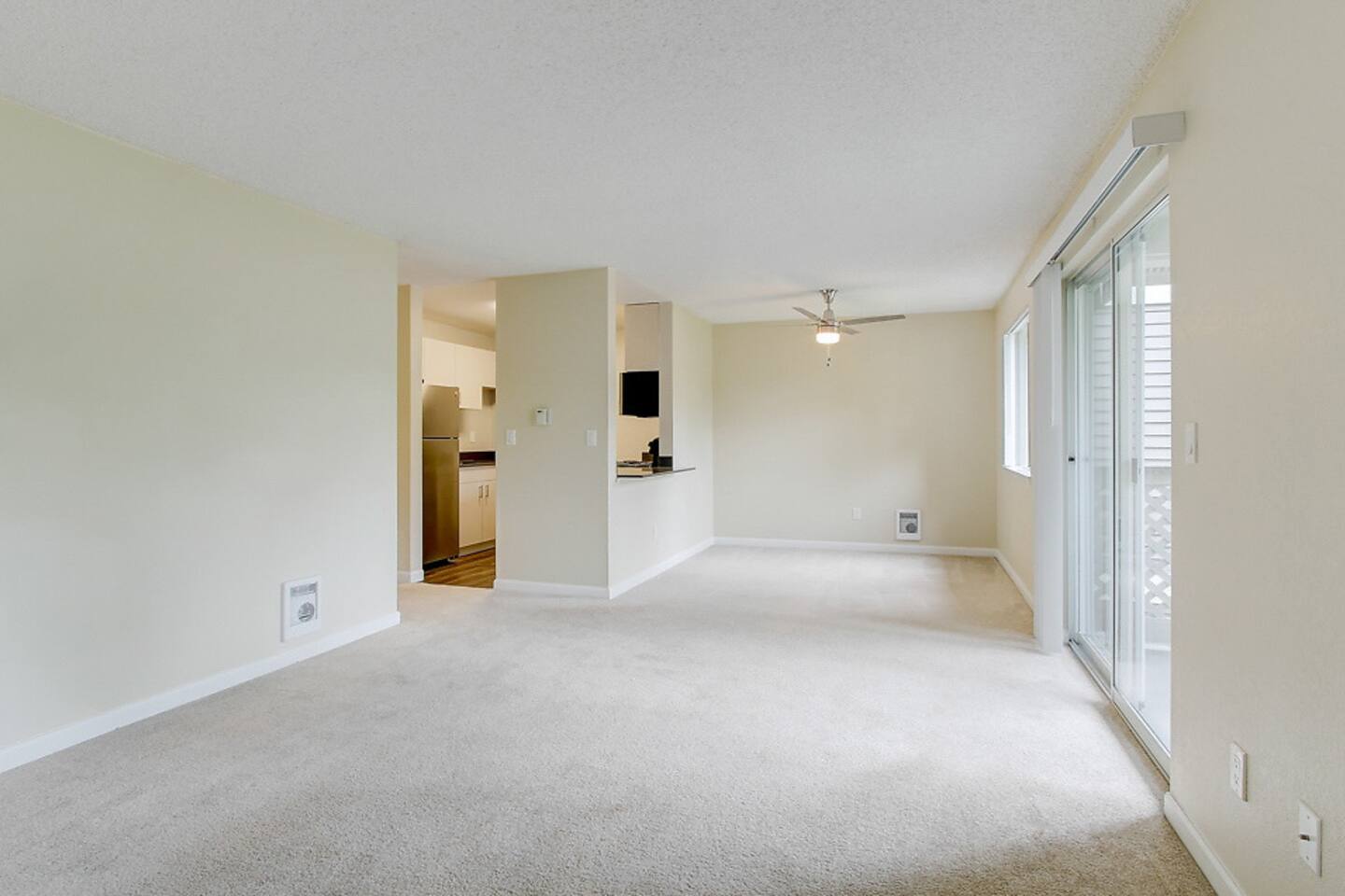 , an Airbnb-friendly apartment in Kirkland, WA