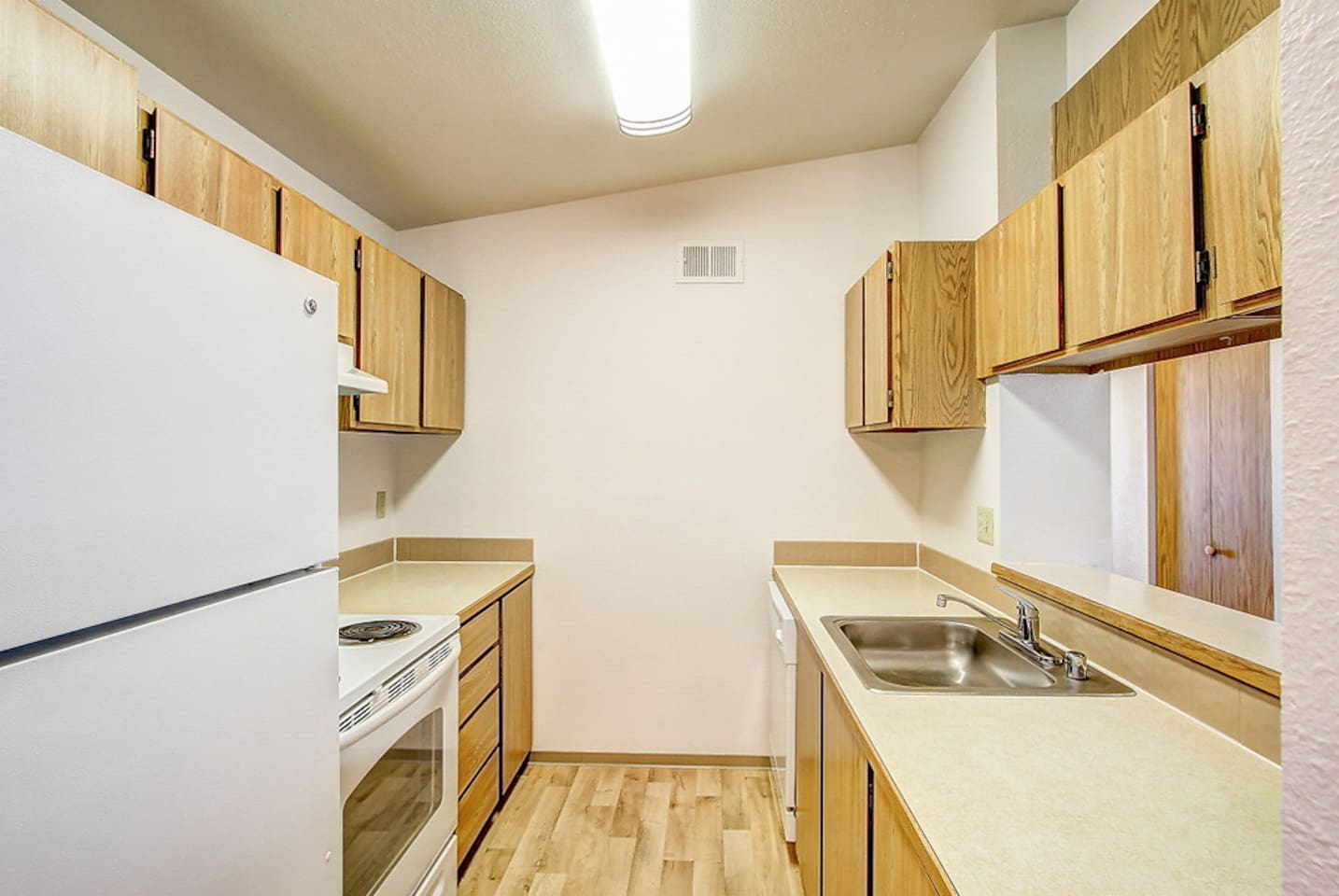 , an Airbnb-friendly apartment in Bellevue, WA