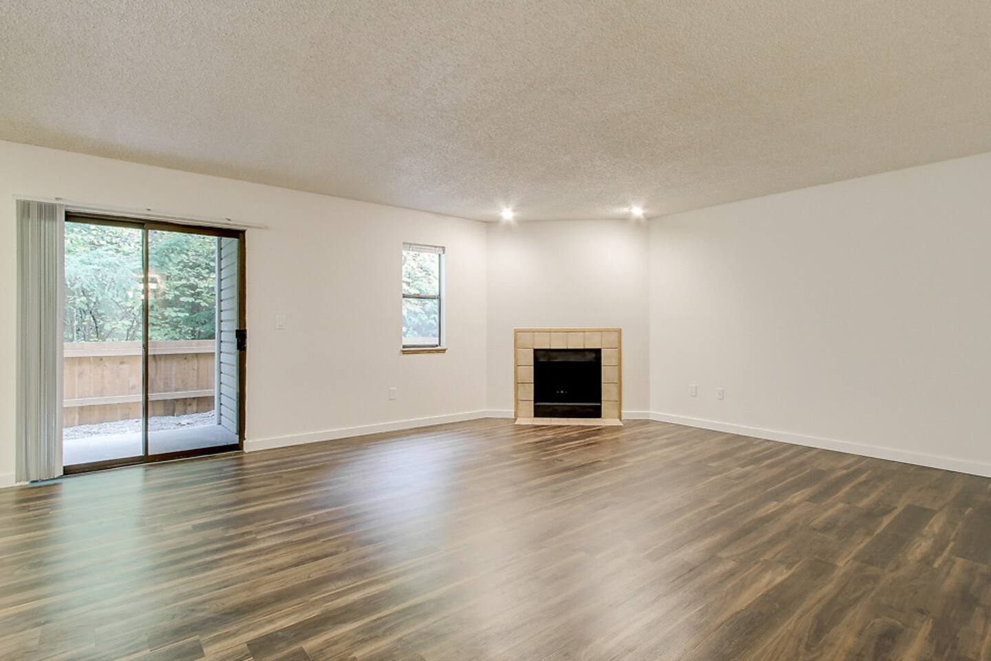 , an Airbnb-friendly apartment in Bellevue, WA