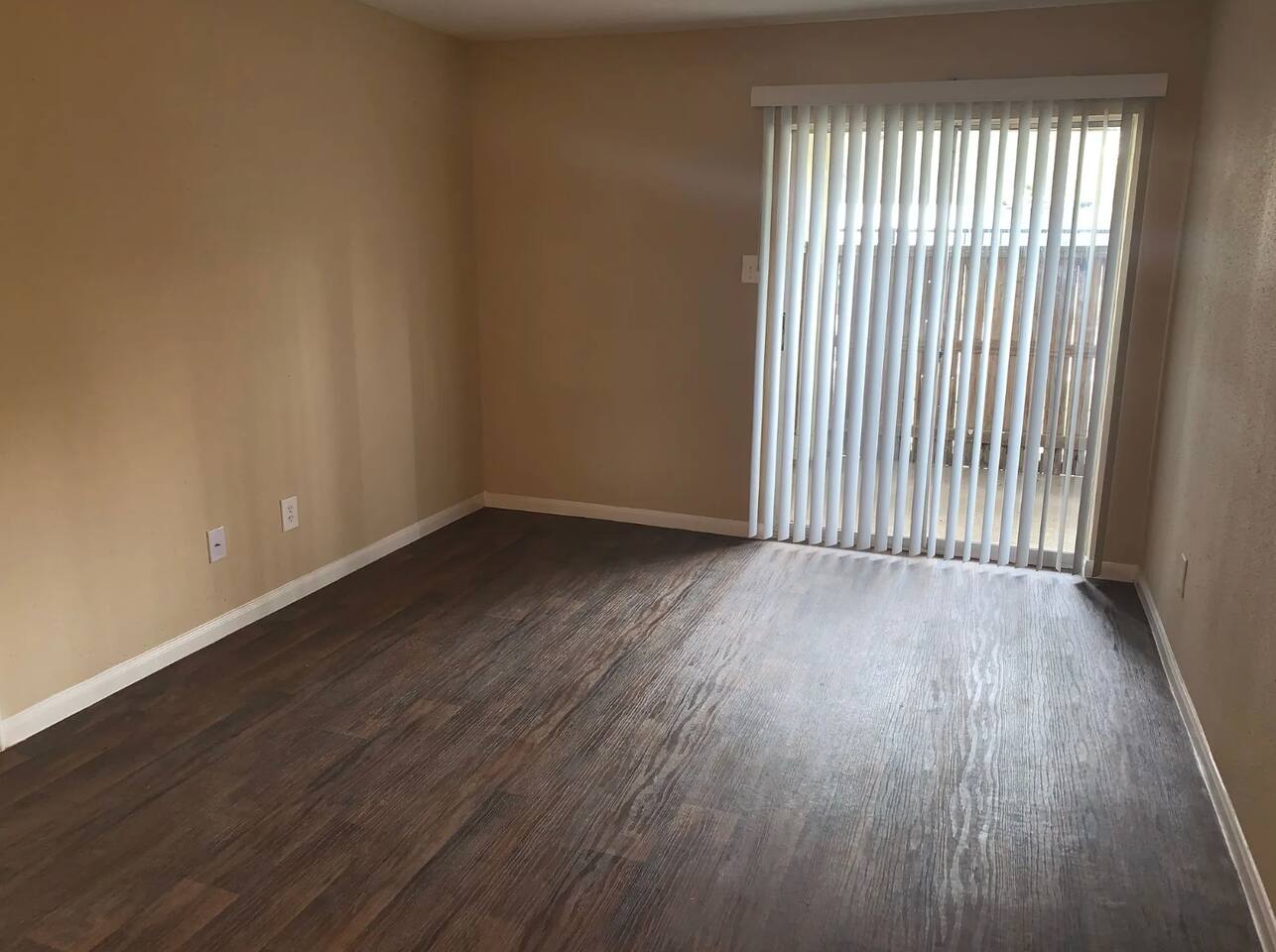 , an Airbnb-friendly apartment in Houston, TX