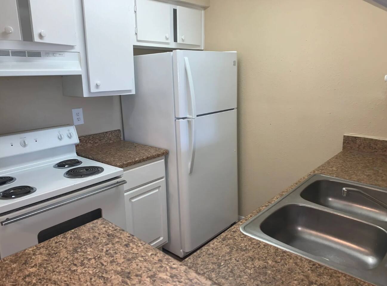 , an Airbnb-friendly apartment in Houston, TX