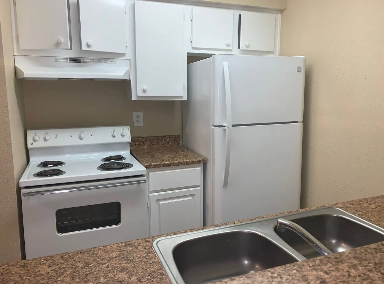 , an Airbnb-friendly apartment in Houston, TX