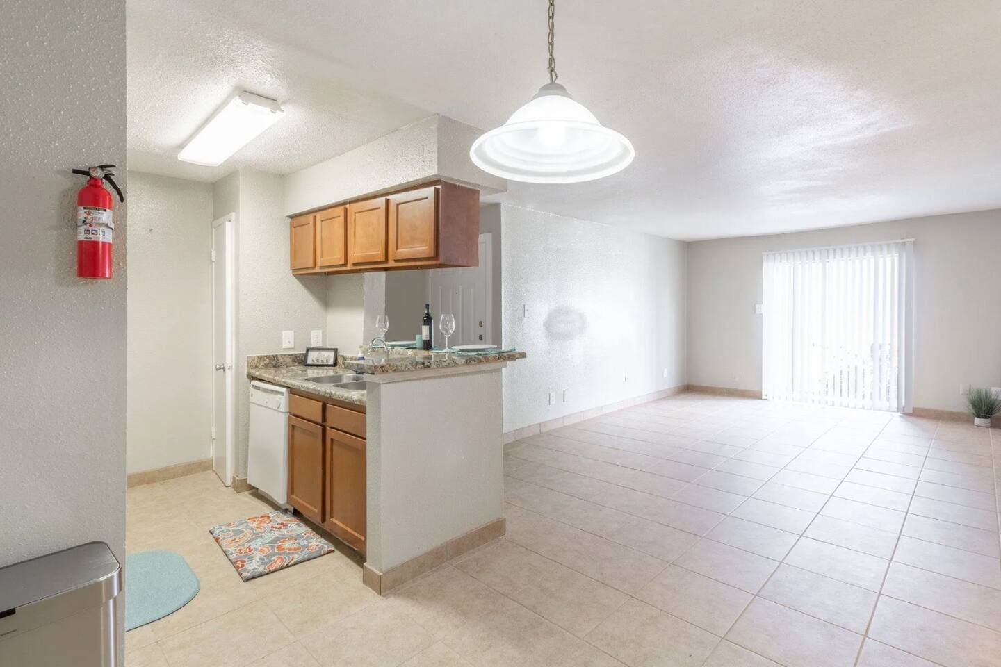 , an Airbnb-friendly apartment in Houston, TX