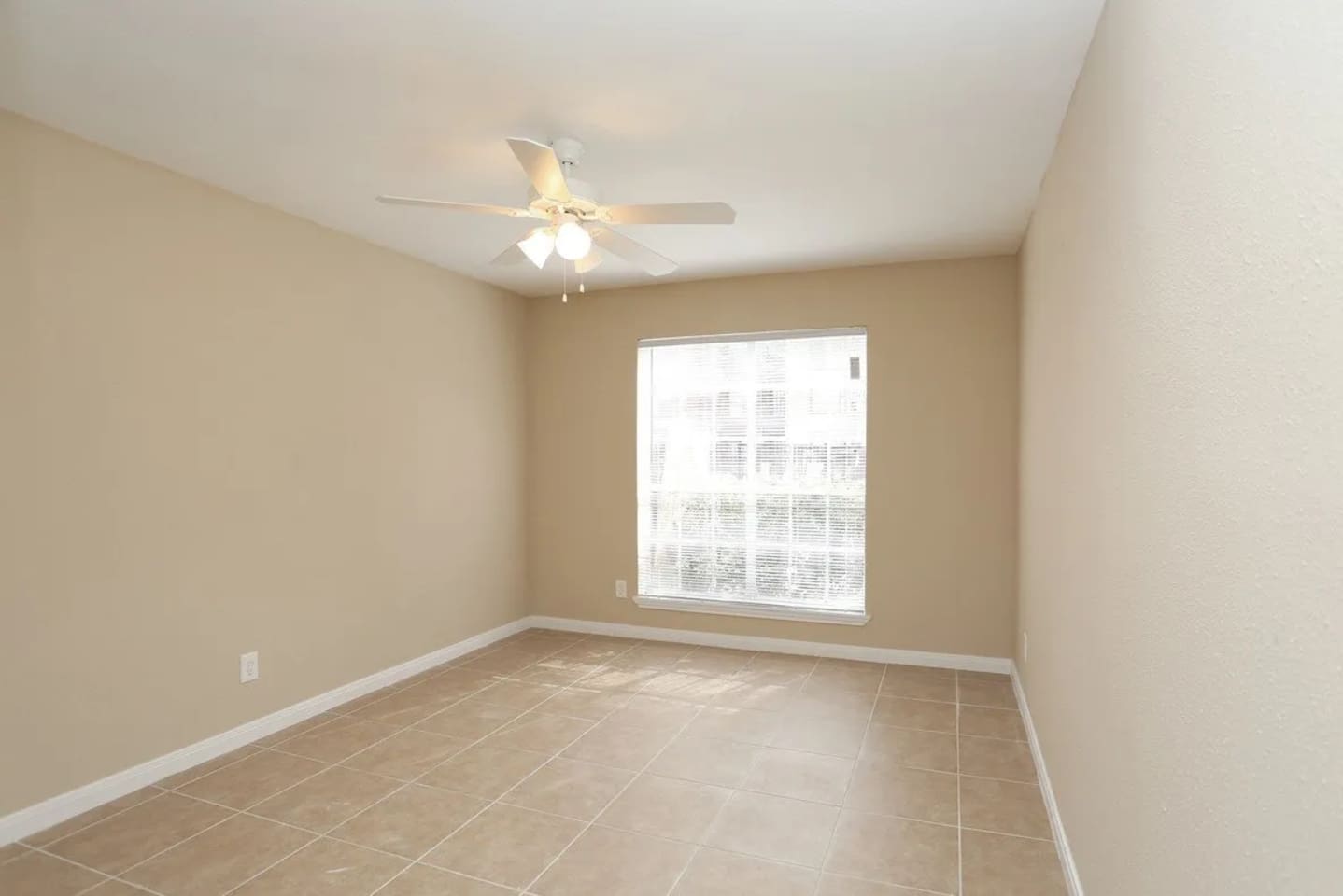 , an Airbnb-friendly apartment in Houston, TX