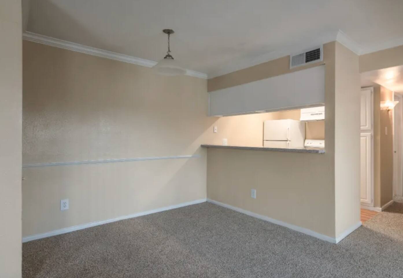 , an Airbnb-friendly apartment in Houston, TX