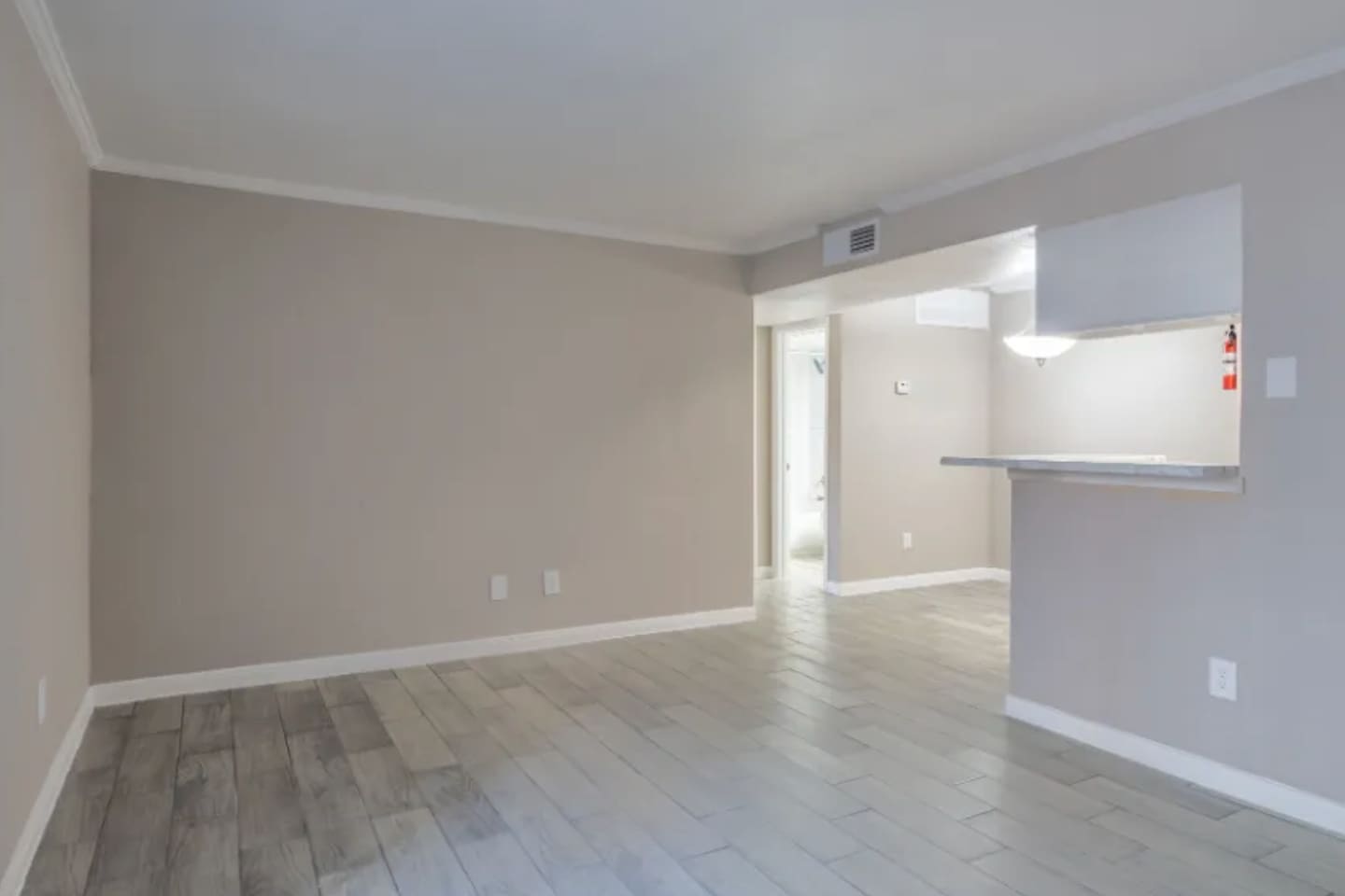 , an Airbnb-friendly apartment in Houston, TX