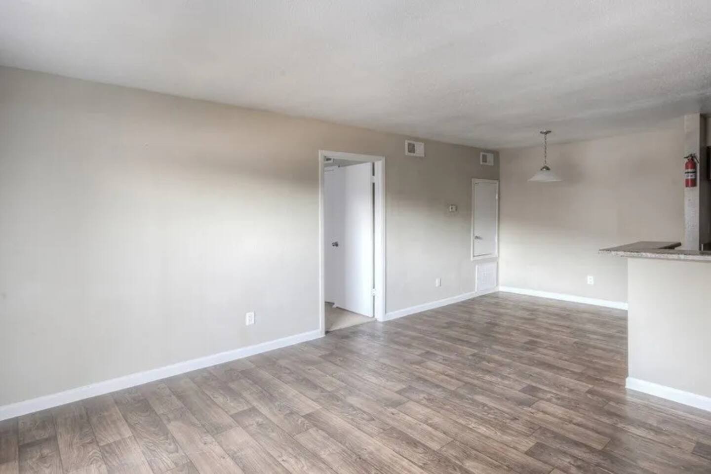 , an Airbnb-friendly apartment in Houston, TX