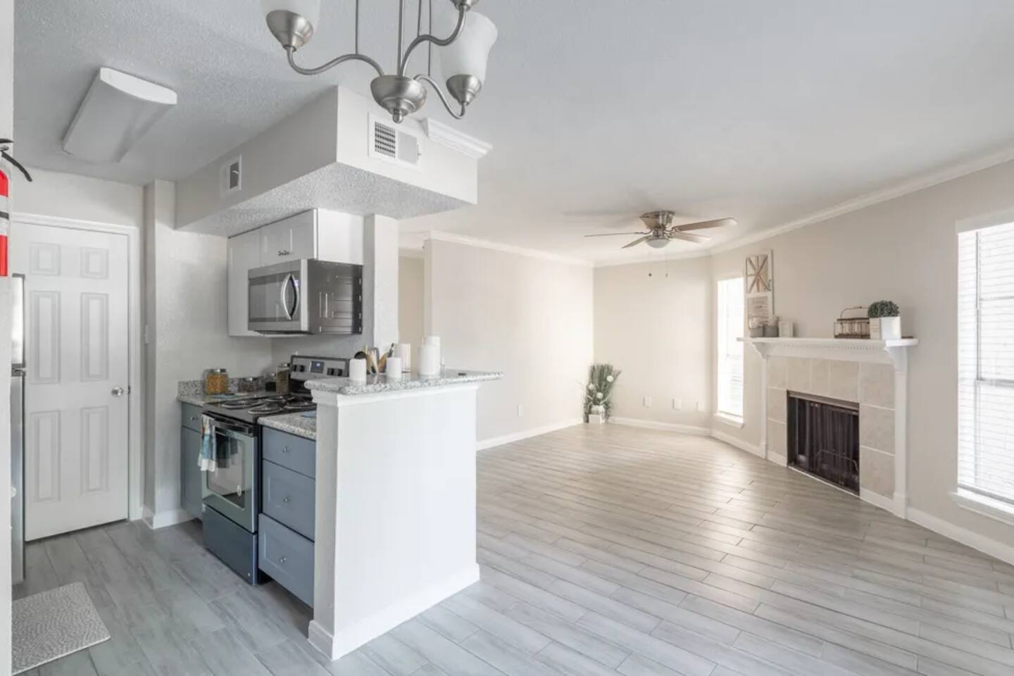 , an Airbnb-friendly apartment in Houston, TX