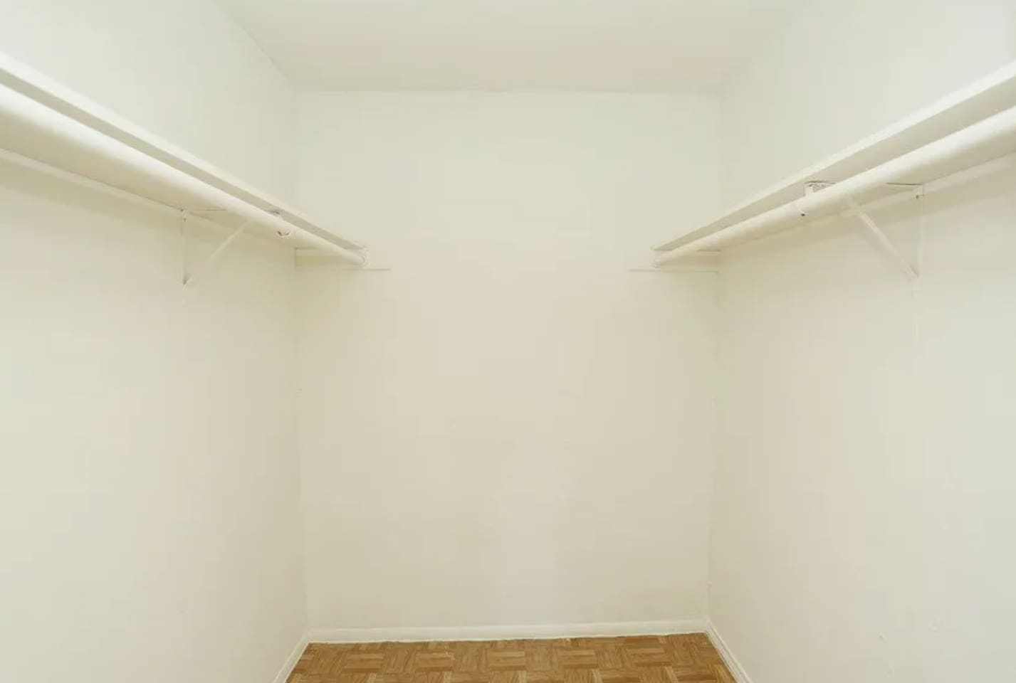 , an Airbnb-friendly apartment in Houston, TX