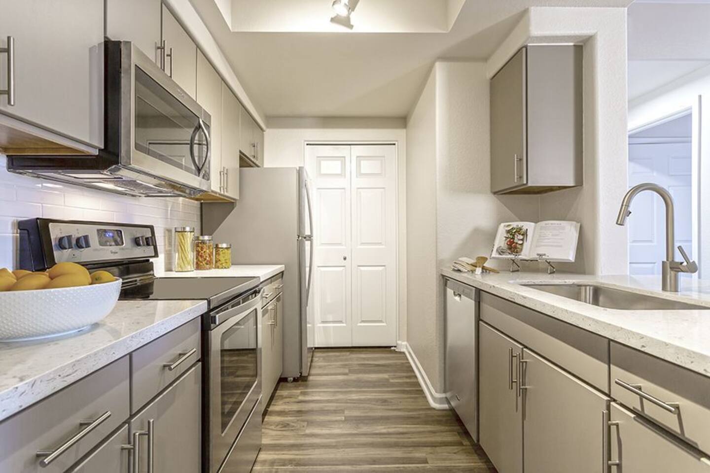 , an Airbnb-friendly apartment in Scottsdale, AZ