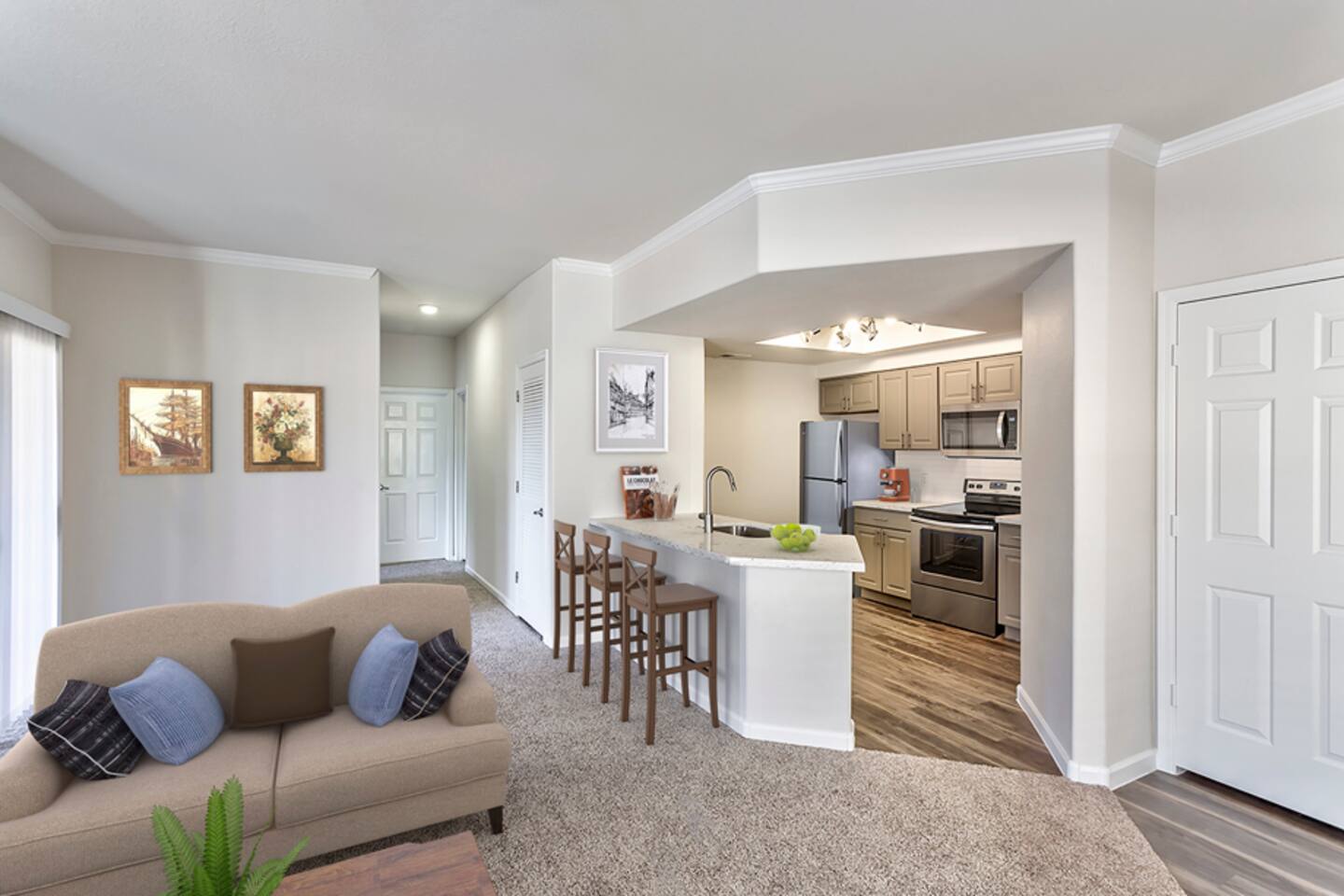 , an Airbnb-friendly apartment in Scottsdale, AZ
