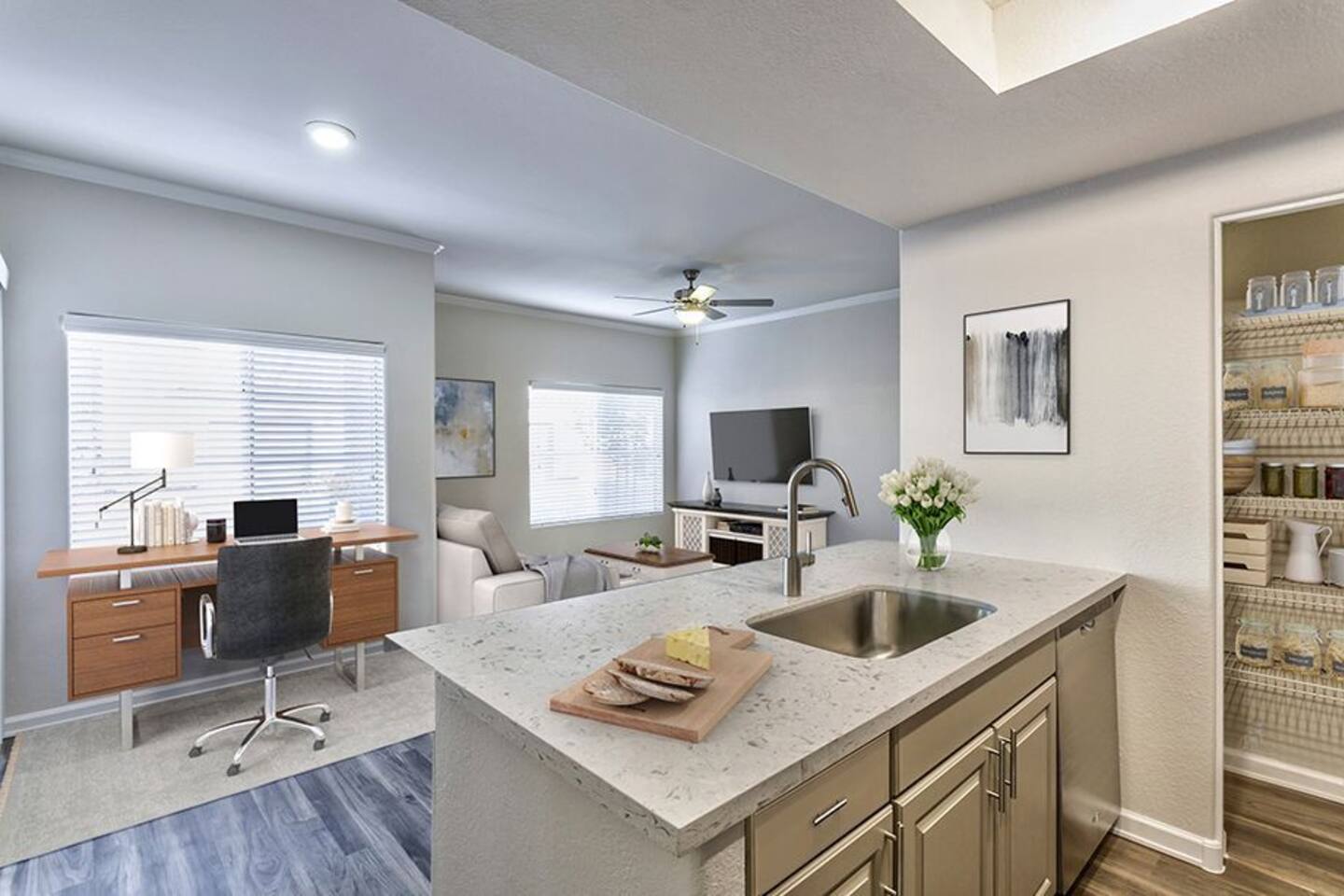 , an Airbnb-friendly apartment in Scottsdale, AZ
