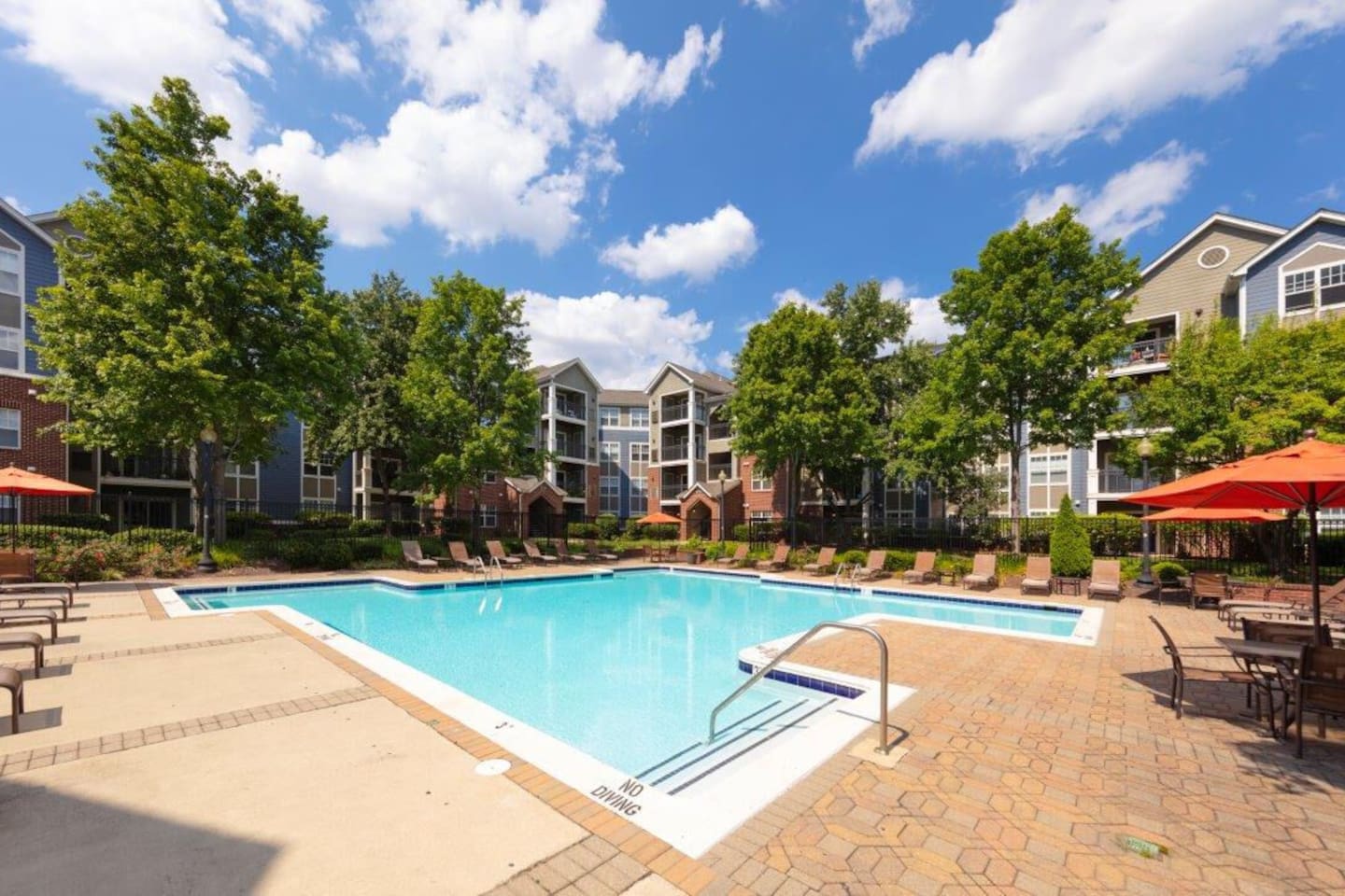 Exterior of Westerly at Worldgate, an Airbnb-friendly apartment in Herndon, VA