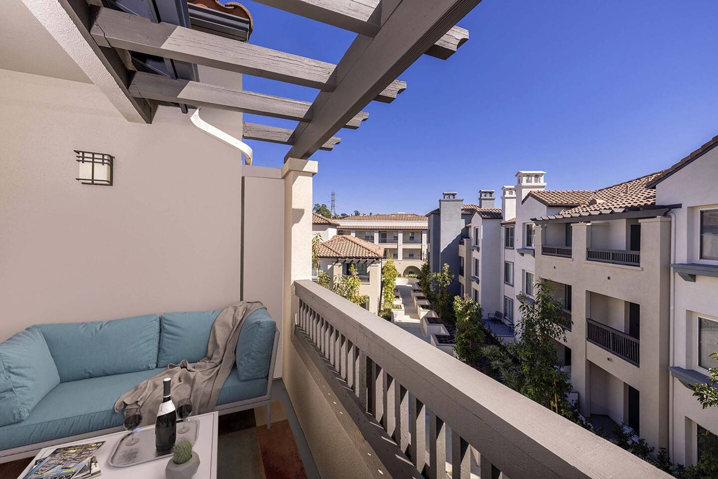 , an Airbnb-friendly apartment in Mission Viejo, CA