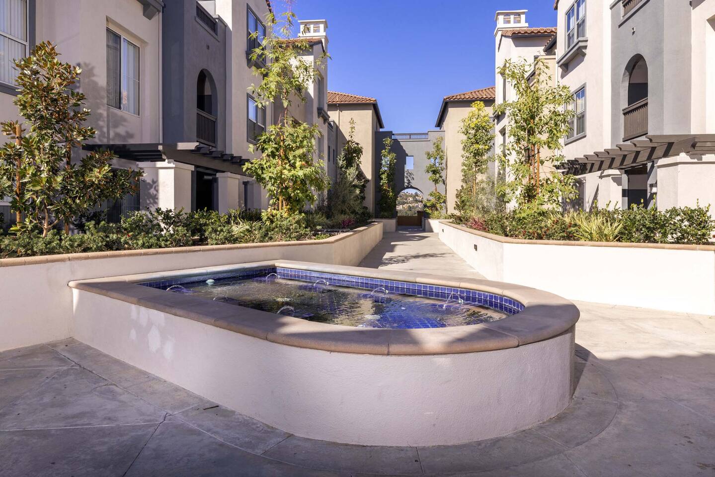 , an Airbnb-friendly apartment in Mission Viejo, CA