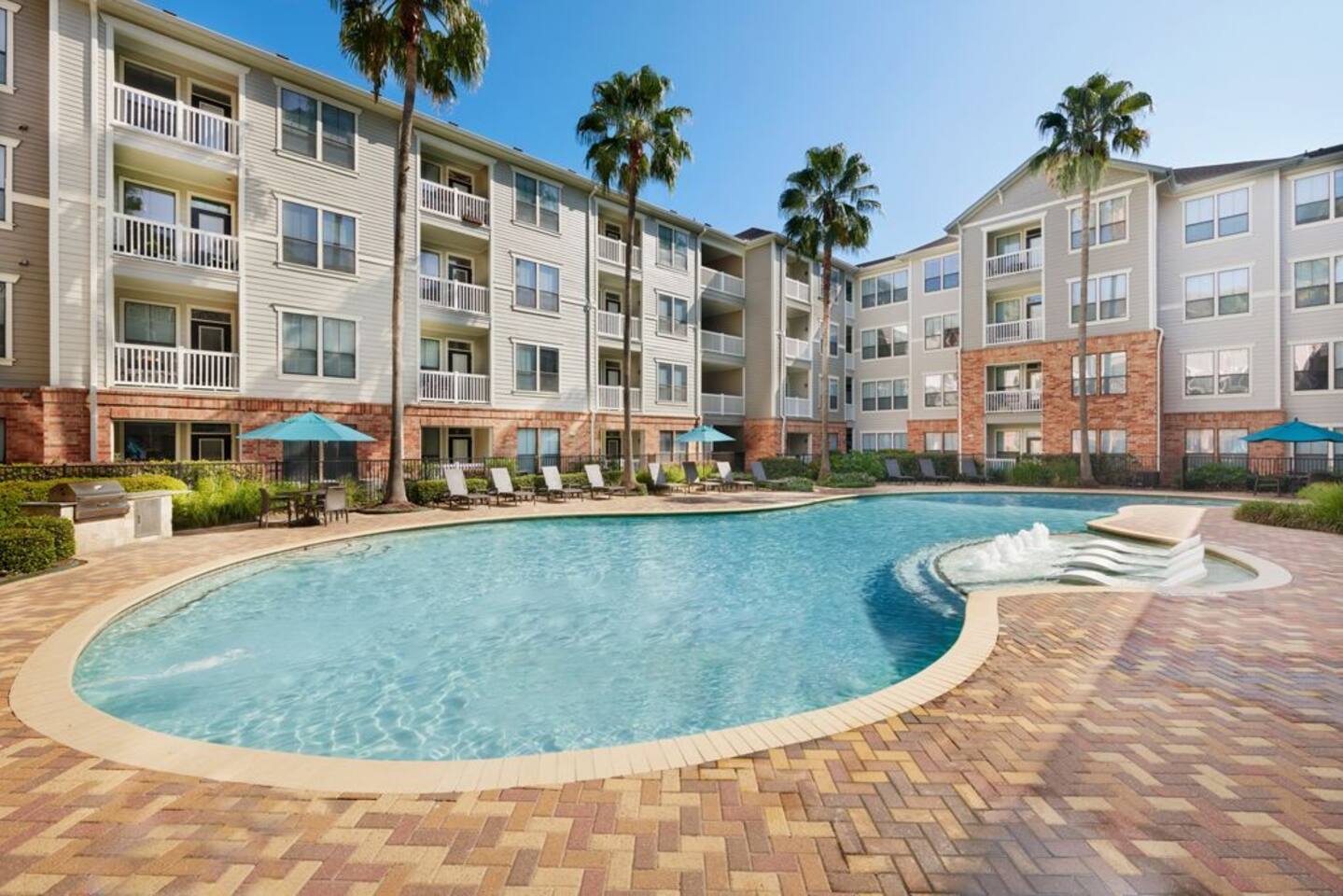 , an Airbnb-friendly apartment in Houston, TX
