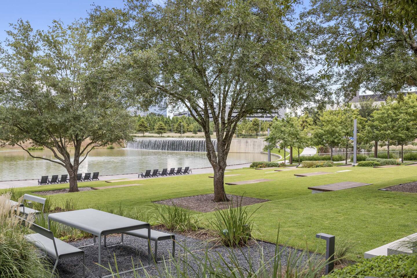 , an Airbnb-friendly apartment in Spring, TX