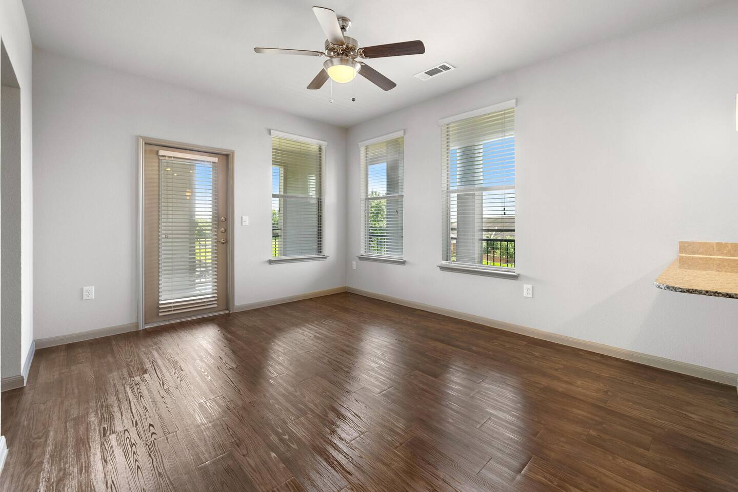 , an Airbnb-friendly apartment in Richmond, TX