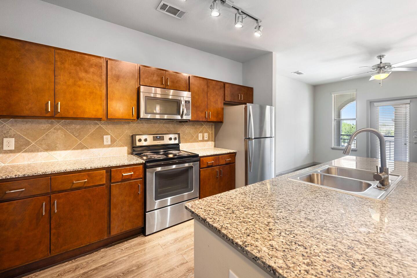 , an Airbnb-friendly apartment in Richmond, TX