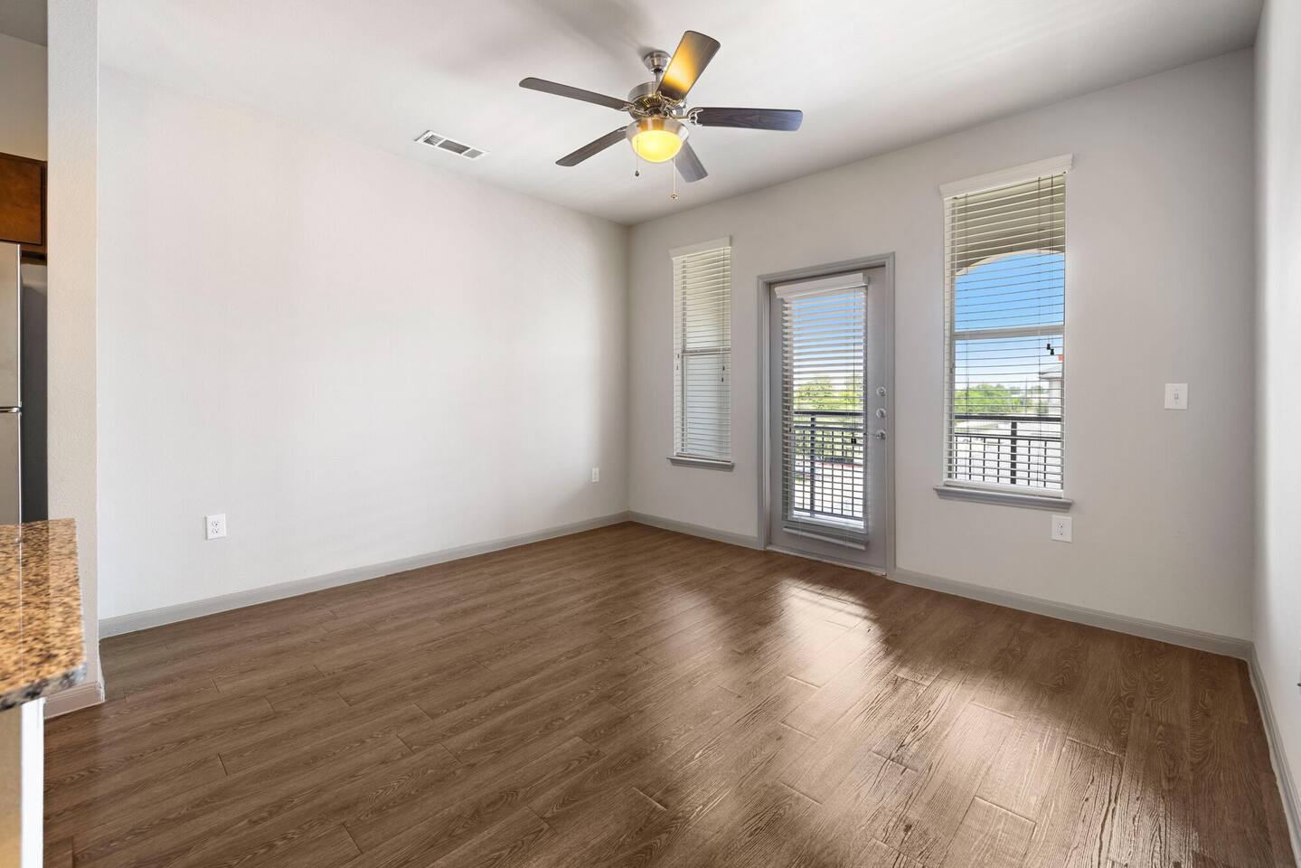 , an Airbnb-friendly apartment in Richmond, TX